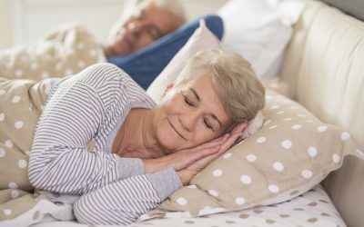 Somnolencia en personas mayores: Causas, síntomas y tratamiento